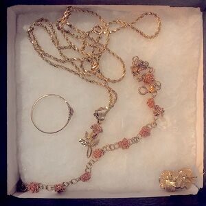 Gold/rose gold delicate floral jewelry